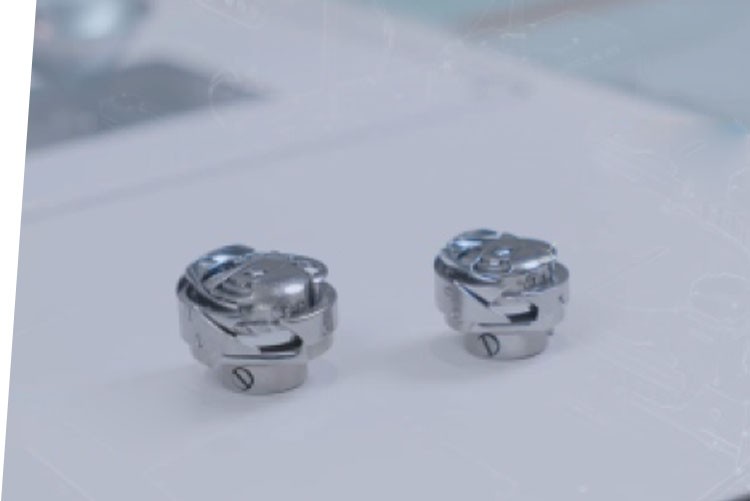 Automat z dużym chwytaczem pozwalający na rzadsze wymiany szpulek.