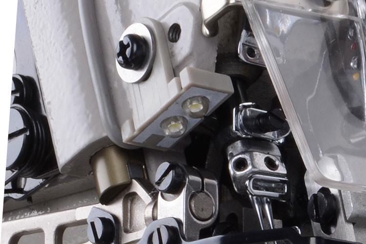 Overlock z niemęczącym wzroku oświetleniem LED.