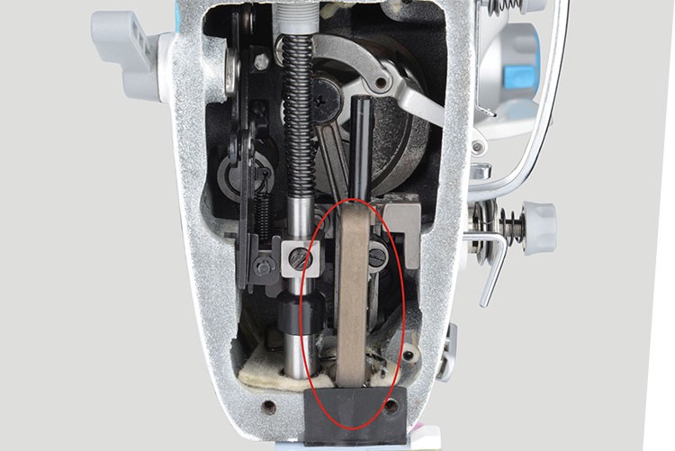 Stebnówka z igielnicą która nie potrzebuje smarowania.