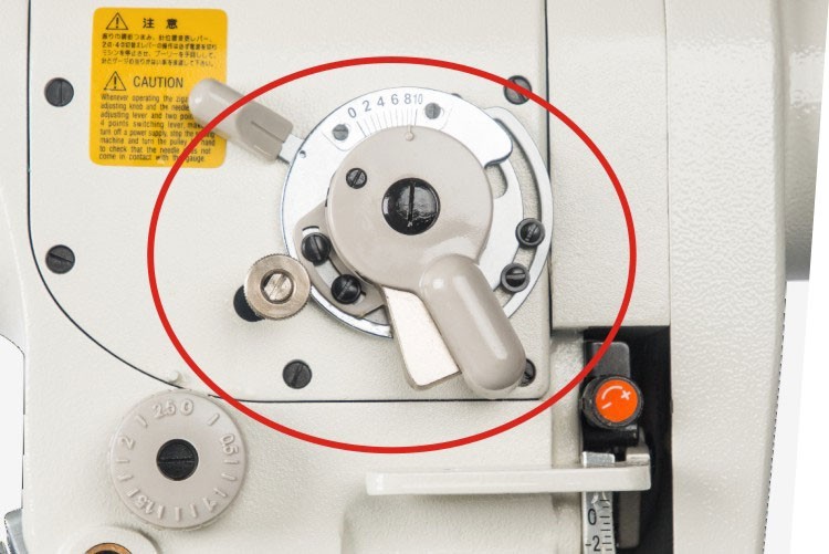 Maszyna zig-zag z szybką regulacją ściegu.