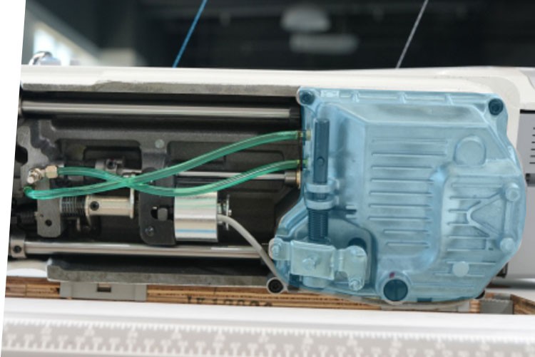 Stebnówka o zredukowanym zużyciu oleju.